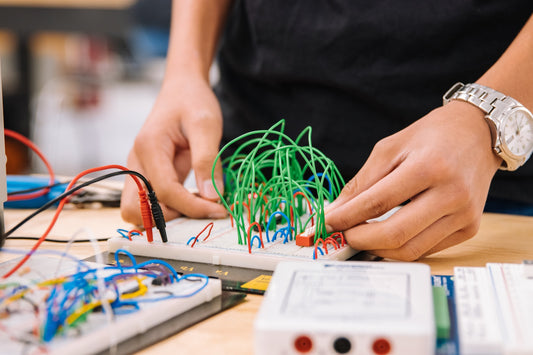 Exploring the Benefits of STEM Education: A Comprehensive Analysis